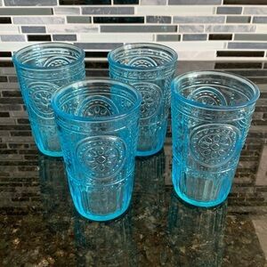 NWOT Bormioli Rocco Romantic Light Blue Glasses - Set of 4